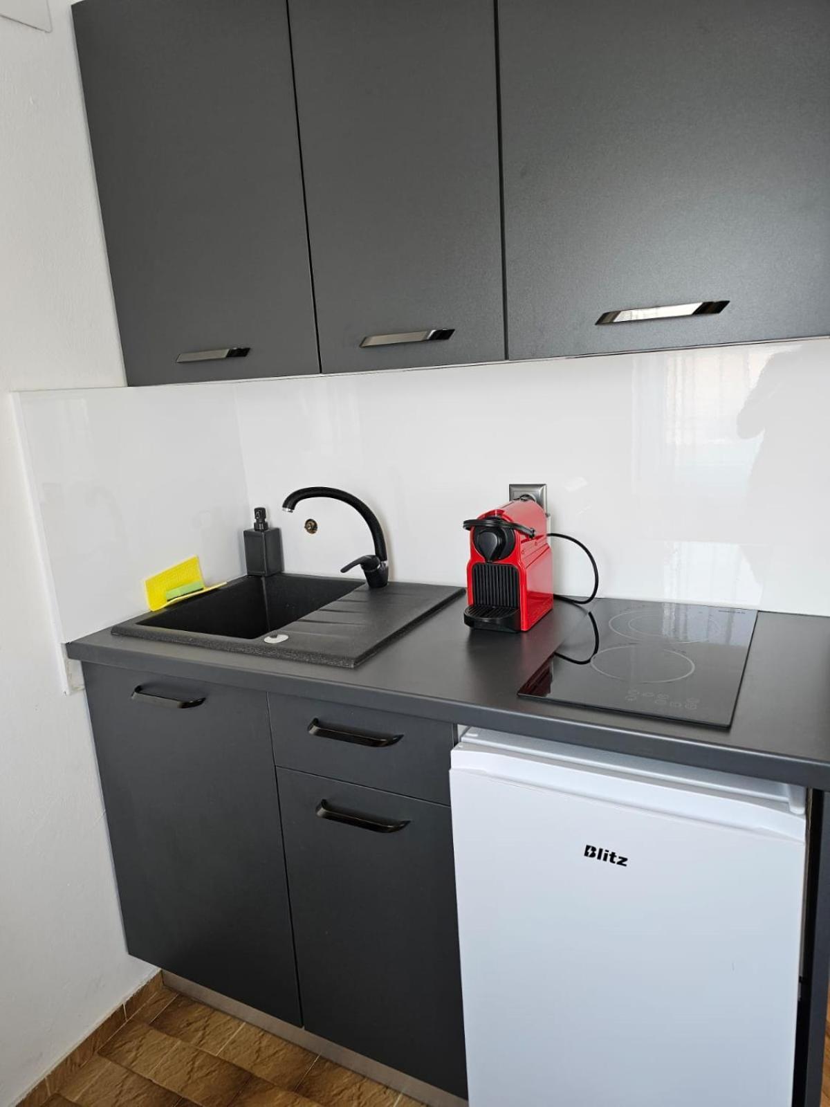 מדולין Apartmani Suhi Brod מראה חיצוני תמונה
