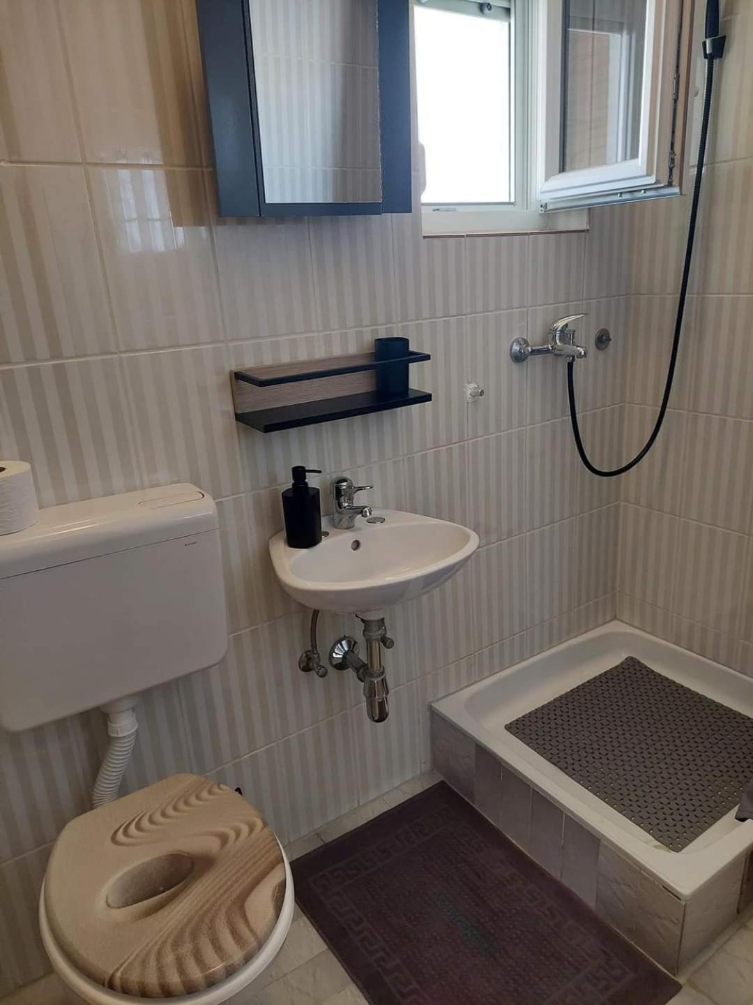 מדולין Apartmani Suhi Brod מראה חיצוני תמונה